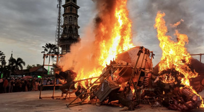 Semarak Pawai Ogoh-ogoh Umat Hindu di Desa Balun Lamongan