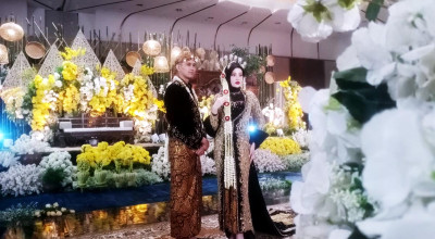 Pesta Pernikahan Tradisional di Surabaya Kini Lebih Intim dan Mewah