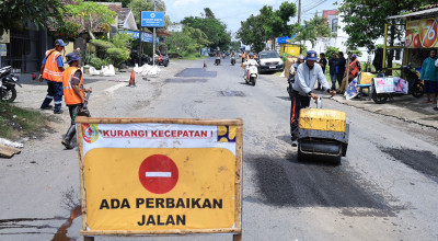 Pemkab Jember Percepat Perbaikan Jalan di 10 Titik Prioritas Jelang Arus Mudik Lebaran