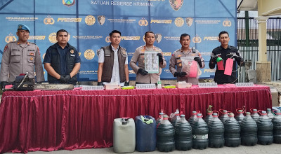 Pria di Kediri Pasok Pertalite ke Pom Mini, Bolak-balik SPBU Kumpulkan 300 Liter per Hari