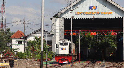 Jadi Solusi Transportasi Rendah Emisi, Daop 7 Madiun Ajak Warga Beralih Naik Kereta Api