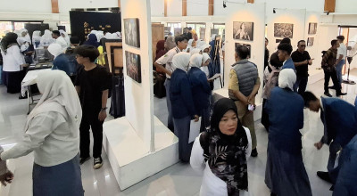 Potret Travesti Ludruk, Simbol Perlawanan yang Hadir di Pameran Foto Jombang
