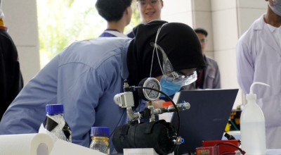 Inovasi Mobil Dodit Bawa Tim Spektronics ITS Rajai Podium Malaysia