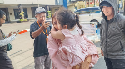 Happy Ending, Warga Turki Dapatkan Hak Asuh Anaknya di Tulungagung