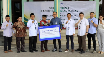 Perkuat Fasilitas Publik, BRI Jemursari Revitalisasi Area Masjid Al Ikhlas Kemen