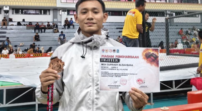 Pelatih Pagar Nusa UIN KHAS Jember Sabet Perunggu Kejurprov IBCA MMA