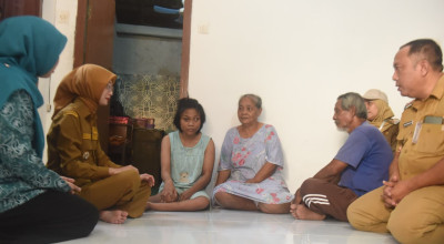 Mbak Vinanda Tinjau Hasil Renovasi Rutilahu Swadaya Warga di Kota Kediri