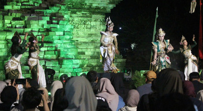 Pertunjukan Inspiration Art of Tegowangi Sihir Ribuan Warga di Kediri