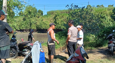 Tiga Warga Blitar Terseret Arus Sungai Brantas, Satu Dinyatakan Hilang