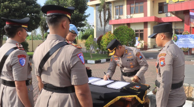 Penyegaran Organisasi, Kasat dan Kapolsek Probolinggo Dimutasi