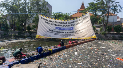 Surabaya Jadi Percontohan Program Indonesia - UEA Cegah Sampah Plastik ke Laut