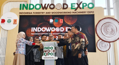 Indo Wood Expo 2026 Dibuka di Surabaya, Jatim Bidik Pasar Ekspor Global