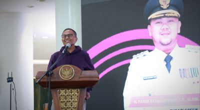 Dahlan Iskan Apresiasi Layanan SKCK Polres Gresik di Job Fair Tematik 2026