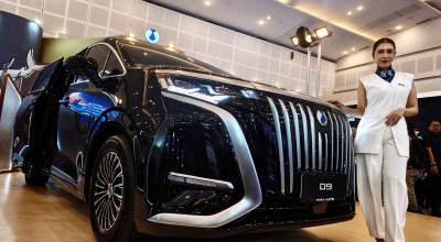 BYD Bawa M6 DM dan M6 EV Terbaru di GIIAS Surabaya