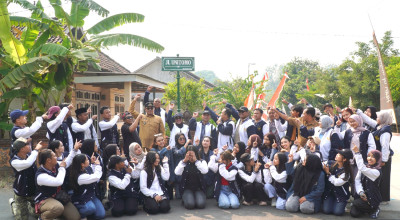 Jejak KKN Sejak 1994, Unitomo Resmikan Jalan di Bejijong Mojokerto