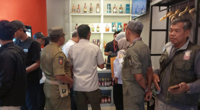 Baru Buka 2 Hari, Pemkab Jember Tutup Toko Miras Diduga Tak Berizin di Gebang