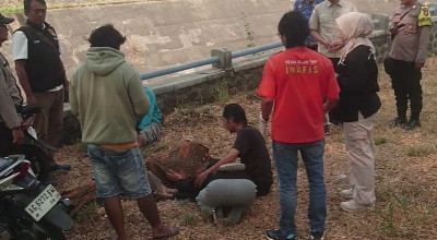 Joran Sentuh Aliran Listrik, Pemancing di Tulungagung Tewas