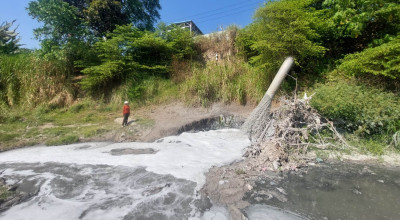 Geger! 2 Saluran Limbah Diduga Mengarah ke Kali Porong, Pabrik Kertas Disomasi