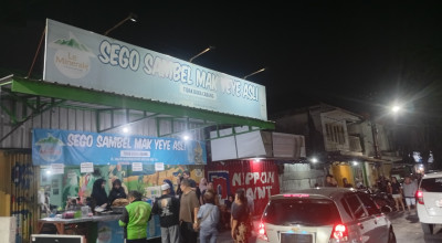 Plesir ke Sego Sambel Mak Yeye Surabaya, Bertahan Tanpa Cabang Sejak 1980
