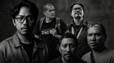8 Orang Ditunggu Pulang: Mereka Mendekat agar Kita Bisa Melihat