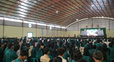 Kuliah Umum Unisda Lamongan, Dorong Mahasiswa Peka pada Persoalan Masyarakat