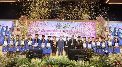Unitomo Wisuda 1.059 Lulusan, 87 Persen Dapat Kerja Kurang dari 3 Bulan