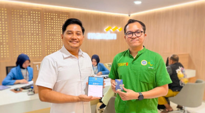 Warga Surabaya Kini Bisa Cetak Emas Fisik dari Tabungan Livin' Mandiri
