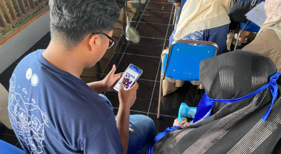 Tim Ekspedisi Patriot UNAIR Percepat Digitalisasi UMKM di Prafi