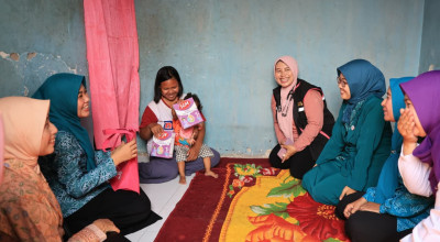 Ning Ghyta Sambangi Disabilitas, Ibu Hamil hingga Balita Berisiko Stunting di Jember