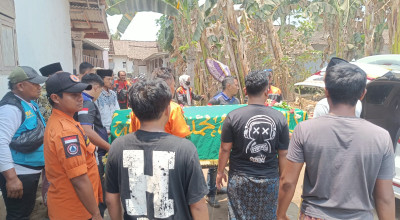 Teridentifikasi Lewat Tes DNA, Korban KMP Virgo Transport 8 Asal Jember Dimakamkan