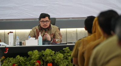 Kawal Program Strategis, Mas Dhito Beri Arahan Langsung Kepala Dinas dan Camat