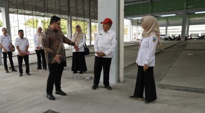 Mas Dhito: Pasar Ngadiluwih Beroperasi 24 Jam, Ada Food Court-Live Music