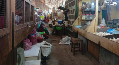 Siasat Pedagang Pasar Pabean Surabaya Demi Bertahan di Tengah Sepinya Pembeli