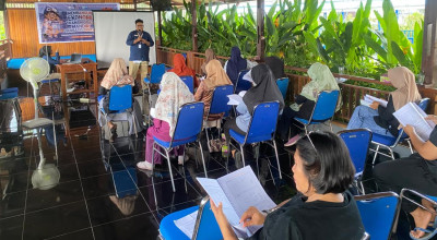 Tembus Pasar Digital, Pelaku UMKM Prafi Manokwari Berguru SEO ke Tim Unair