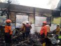 Gedung Farmasi RSUD di Jombang Terbakar, Ambulans Jenazah Hangus