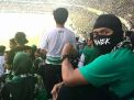 Nonton Persebaya, Andik Vermansyah Naik Motor ke GBT