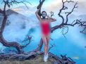 Ketika Berbikini di Kawah Ijen