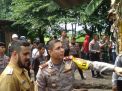 Polisi Bongkar Bangunan Sarang Judi Ayam di Probolinggo