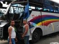 Bus Berpenumpang 15 Orang Tabrak Tiang Lampu Merah di Pasuruan