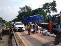 Tol Sidoarjo-Porong Kembali Normal, Kontainer Terlempar Dievakuasi