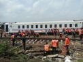 Proses Evakuasi KA Sancaka di Ngawi Masih Berlangsung