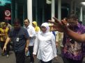 Kunjungi Pabrik Sampoerna, Khofifah: Lindungi Pekerja Perempuan
