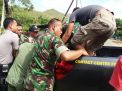 Hindari Jalan Berlubang, Eni Jatuh dan Tertabrak Truk