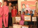 Salurkan Bantuan Sosial, Kapolres Pacitan Ajak Istri Nge-Trail