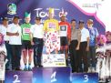 Podium Juara Tour de Banyuwangi Ijen Disapu Bersih Tim Australia