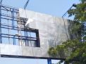 Hati-hati, Reklame Raksasa Rusak Bahayakan Pengguna Jalan di Ponorogo