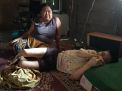 Perjuangan Suyati Rawat Ibu dan Anaknya yang Lumpuh Seorang Diri