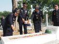 Pegang Teguh 'Jas Merah', Kemenkumham Jatim Ziarah ke Makam Pahlawan