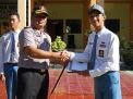 Juara Lomba Foto Polisi, Siswa Probolinggo ini Terima Penghargaan