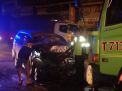 Xenia Tabrak Truk Tronton di Jombang, Dua Orang Tewas